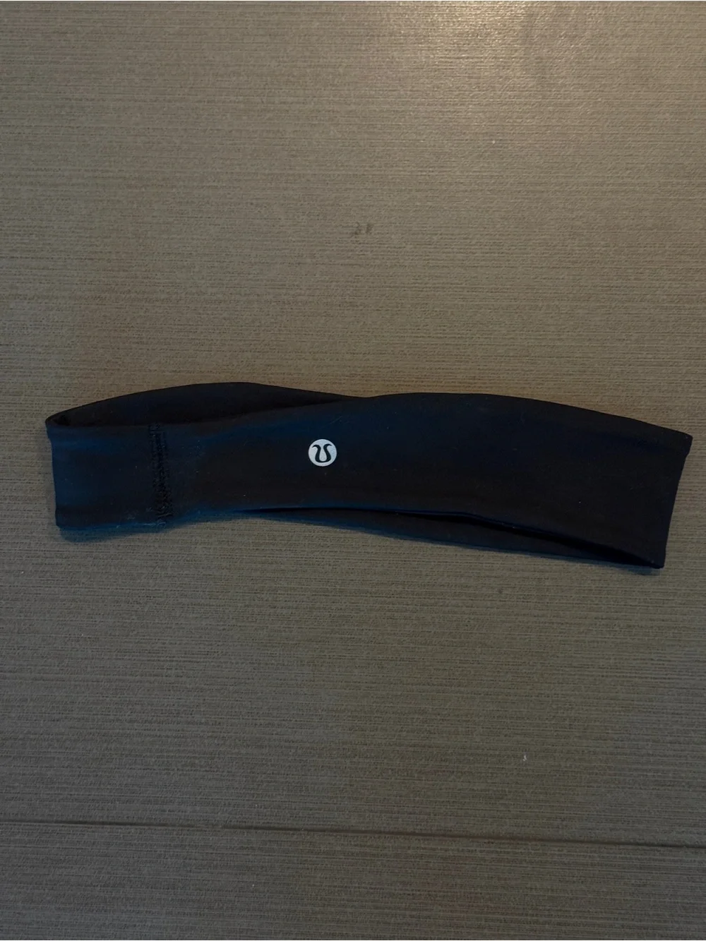 Lululemon Fly Away Tamer Headband II - Black